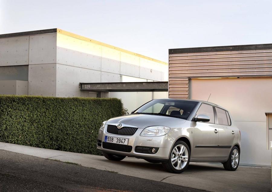  Skoda Fabia 2007 года  (фото 10 из 18)
